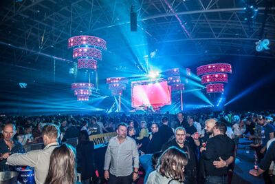 Sfeerbeelden @ I love the 90's, foto 57, foto's door Gert Daemen - FrontView Magazine
