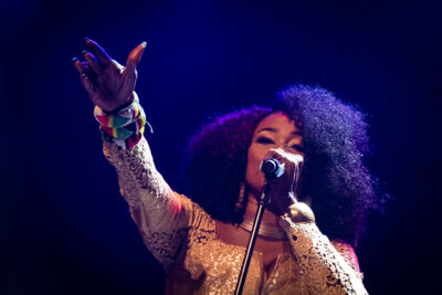 Oumou Sangare @ De Roma, picture 2, photographed by Myra Segers - FrontView Magazine