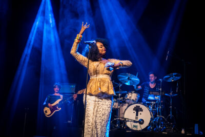 Oumou Sangare @ De Roma, picture 25, photographed by Myra Segers - FrontView Magazine
