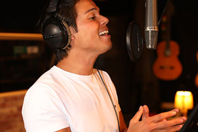 Cast Musical Aladdin neemt Full cd op @ opnamestudio Record Office, picture 8, photographed by dirk janssens - FrontView Magazine