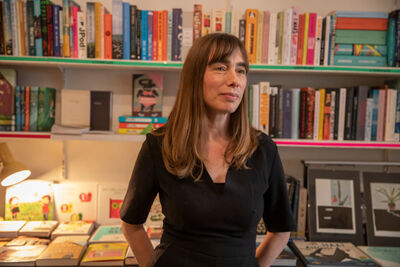 Neeka stelt nieuw album voor @ Buchbar Antwerpen, picture 6, photographed by dirk janssens - FrontView Magazine
