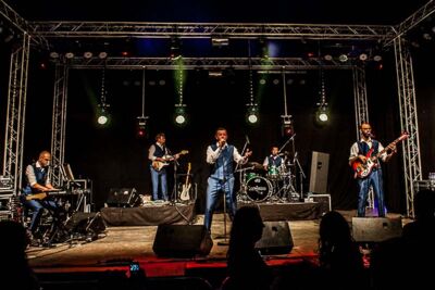 De Bonanzas @ Wetlands, picture 8, photographed by Gert Daemen - FrontView Magazine
