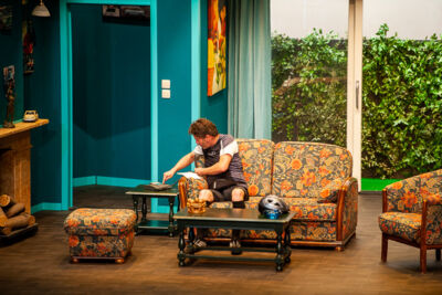 Scènefoto's Mijn schoonzoon is nen Hollander @ echt Antwaarps teater, foto 19, foto's door Goele Bormans - FrontView Magazine