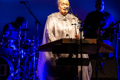 Dead Can Dance @ Cirque Royal, picture 14, photographed by Raf Degeest - FrontView Magazine