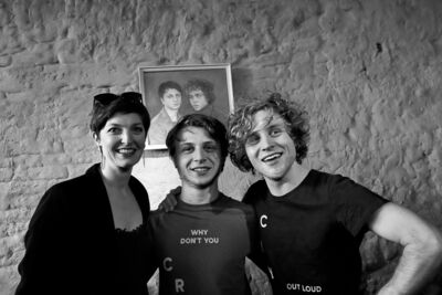 'Cry For Me' Original Painting @ Compact Disk Dummies, foto 7, foto's door Bart Baevegems - FrontView Magazine