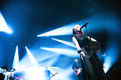 Garbage @ Ancienne Belgique, picture 8, photographed by Magali Decamps - FrontView Magazine