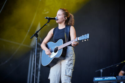 Ine @ Genk On Stage 2019, picture 14, photographed by FrontView Magazine