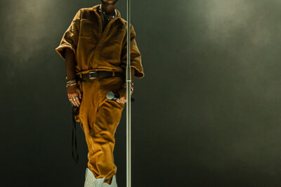 Oscar and The Wolf @ Cactus Festival, picture 1, photographed by Chris Lippens - FrontView Magazine