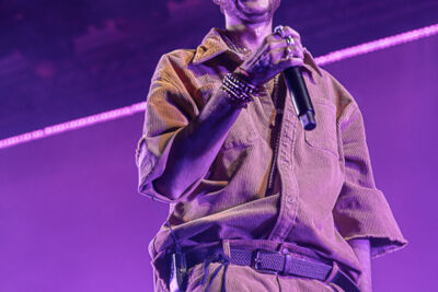 Oscar and The Wolf @ Cactus Festival, picture 15, photographed by Chris Lippens - FrontView Magazine