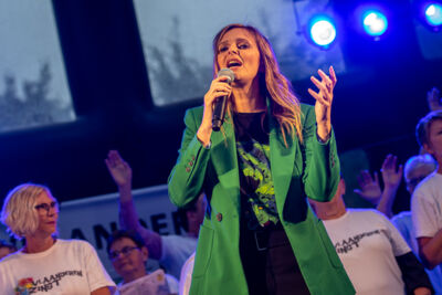Isabelle A @ Vlaanderen Zingt Wuustwezel, picture 11, photographed by Dimitri Vanlommel - FrontView Magazine