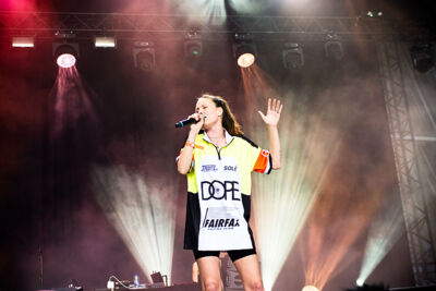 Ana Diaz @ Dour Festival 2019, picture 6, photographed by Magali Decamps - FrontView Magazine