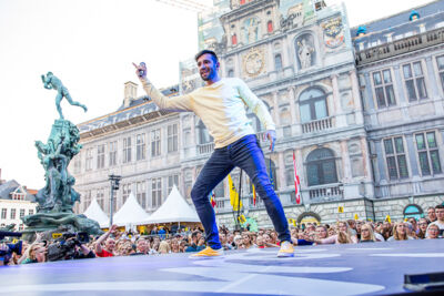 11-juli viering @ Grote Markt Antwerpen, picture 44, photographed by Dimitri Vanlommel - FrontView Magazine