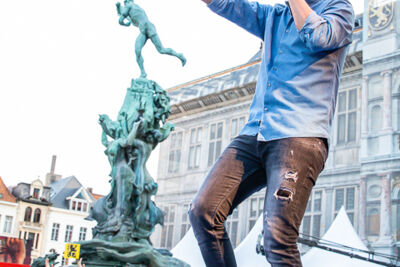 11-juli viering @ Grote Markt Antwerpen, picture 78, photographed by Dimitri Vanlommel - FrontView Magazine