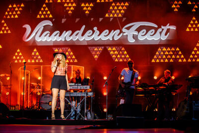 Vlaanderen Boven Band @ Vlaanderen Feest - Antwerpen, foto 13, foto's door Dimitri Vanlommel - FrontView Magazine