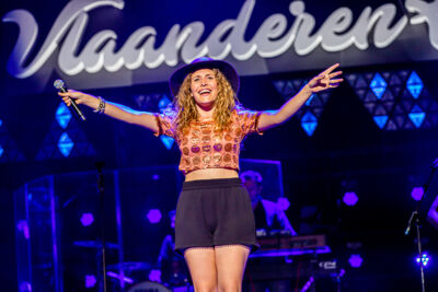 Vlaanderen Boven Band @ Vlaanderen Feest - Antwerpen, foto 16, foto's door Dimitri Vanlommel - FrontView Magazine