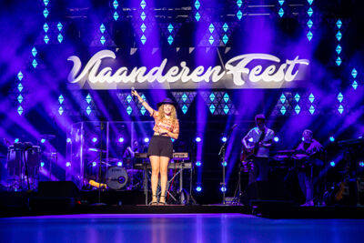 Vlaanderen Boven Band @ Vlaanderen Feest - Antwerpen, foto 38, foto's door Dimitri Vanlommel - FrontView Magazine