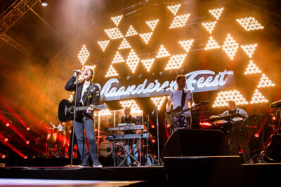 Vlaanderen Boven Band @ Vlaanderen Feest - Antwerpen, foto 41, foto's door Dimitri Vanlommel - FrontView Magazine