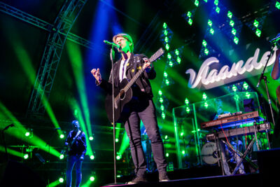 Vlaanderen Boven Band @ Vlaanderen Feest - Antwerpen, foto 46, foto's door Dimitri Vanlommel - FrontView Magazine