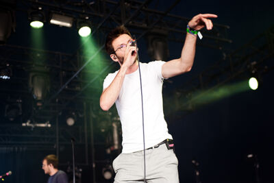 Glauque @ Dour Festival 2019, picture 4, photographed by Magali Decamps - FrontView Magazine