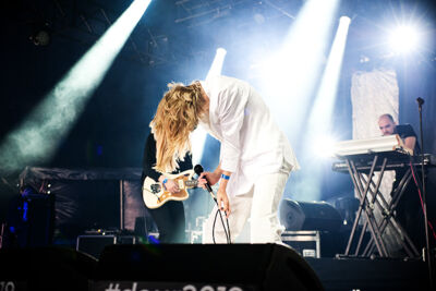 Whispering Sons @ Dour Festival 2019, picture 1, photographed by Magali Decamps - FrontView Magazine