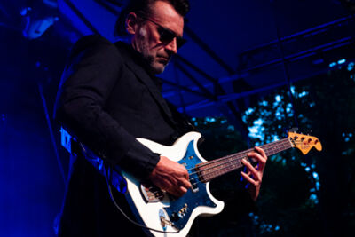 Dead Man Ray + support Matt Watts Group @ Openluchttheater Rivierenhof, picture 22, photographed by Sandra Van Watermeulen - FrontView Magazine