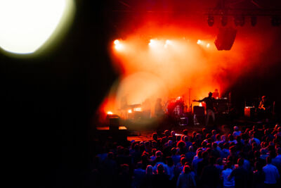Dead Man Ray + support Matt Watts Group @ Openluchttheater Rivierenhof, picture 29, photographed by Sandra Van Watermeulen - FrontView Magazine