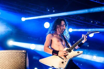 Airbourne @ dynamo metalfest, foto 6, foto's door Gert Daemen - FrontView Magazine
