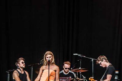 Emma Bale @ suikerrock, picture 7, photographed by Gert Daemen - FrontView Magazine