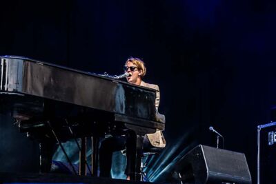 Tom Odell @ suikerrock, picture 2, photographed by Gert Daemen - FrontView Magazine