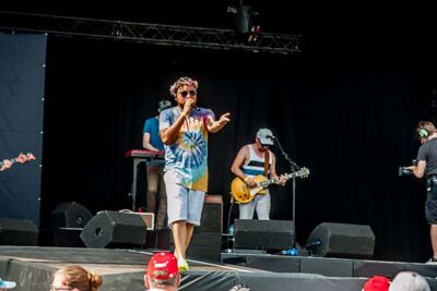Yves Paquet @ suikerrock, picture 12, photographed by Gert Daemen - FrontView Magazine