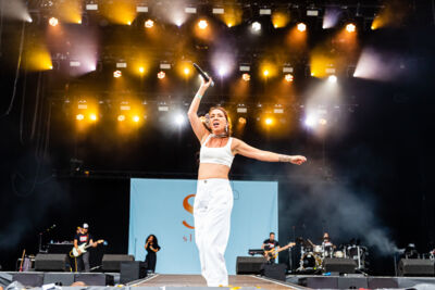 Slongs @ Suikerrock 2019, picture 29, photographed by Dimitri Vanlommel - FrontView Magazine