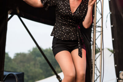Along Comes Mary @ Paal op Stelten, picture 11, photographed by Heidi Nys - FrontView Magazine