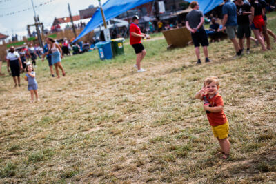 Sfeer vrijdag @ Dranouter, picture 4, photographed by Chris Lippens - FrontView Magazine
