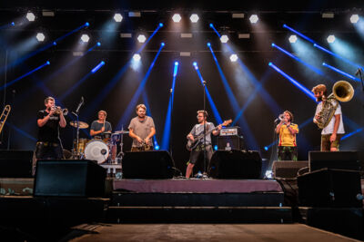 LaBrassBanda @ Dranouter, picture 5, photographed by Chris Lippens - FrontView Magazine