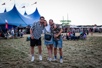 Sfeer zaterdag @ Dranouter, picture 13, photographed by Chris Lippens - FrontView Magazine