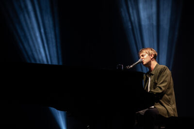 Tom Odell @ Dranouter, picture 5, photographed by Chris Lippens - FrontView Magazine