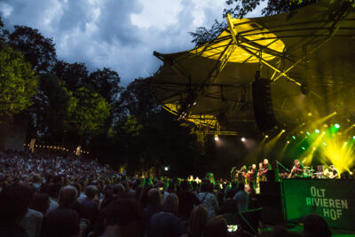 Los Lobos @ OLT Rivierenhof, picture 2, photographed by Tom Stessens - FrontView Magazine