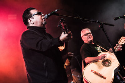 Los Lobos @ OLT Rivierenhof, picture 9, photographed by Tom Stessens - FrontView Magazine