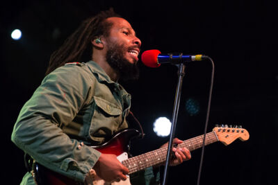 Ziggy Marley @ Openluchttheater Rivierenhof, picture 15, photographed by Marc Verdonck - FrontView Magazine