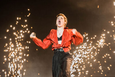 Christine and the Queens @ Lokerse Feesten, picture 4, photographed by Gert Daemen - FrontView Magazine