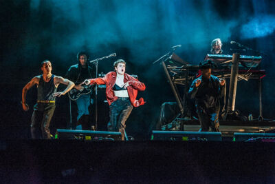 Christine and the Queens @ Lokerse Feesten, picture 15, photographed by Gert Daemen - FrontView Magazine