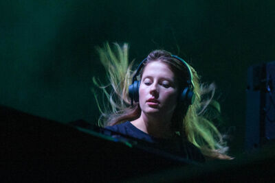 Charlotte de Witte @ Lokerse Feesten, picture 2, photographed by Gert Daemen - FrontView Magazine