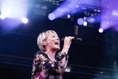 Dana Winner @ Fonnefeesten, foto 6, foto's door Danny Wagemans - FrontView Magazine