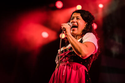 Heimatdamisch @ Fonnefeesten, foto 23, foto's door Danny Wagemans - FrontView Magazine