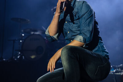 Niels Destadsbader @ Rijvers Festival 2019, picture 7, photographed by Chris Lippens - FrontView Magazine