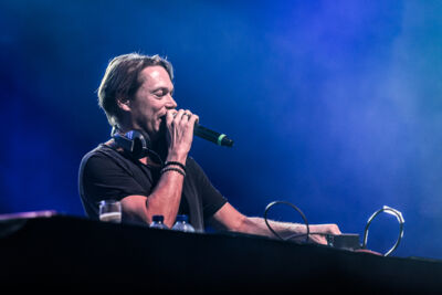 Regi @ Rijvers Festival 2019, picture 2, photographed by Chris Lippens - FrontView Magazine