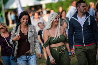 Sfeer vrijdag @ Rijvers Festival 2019, picture 14, photographed by Chris Lippens - FrontView Magazine