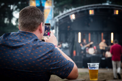 Sfeer vrijdag @ Rijvers Festival 2019, picture 25, photographed by Chris Lippens - FrontView Magazine
