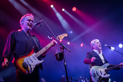 10cc @ Fonnefeesten, picture 11, photographed by Danny Wagemans - FrontView Magazine
