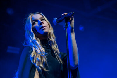 Hooverphonic @ OLT Rivierenhof, picture 6, photographed by Erwin Evrard - FrontView Magazine